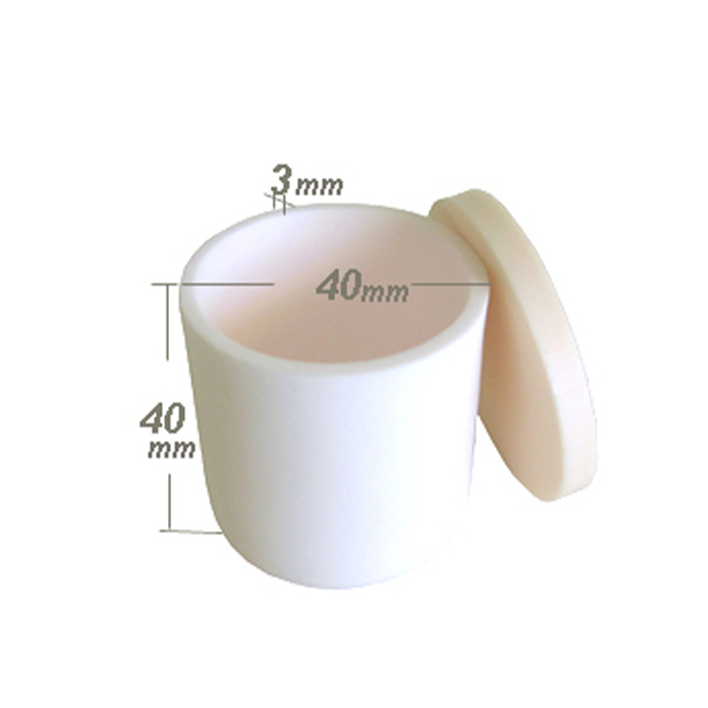 One high purity Alumina cylindrical crucible with covering lid for metal casting